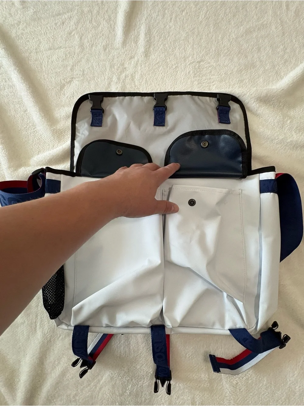 Superdry White, Blue & Red Retro Sport Messenger Bag